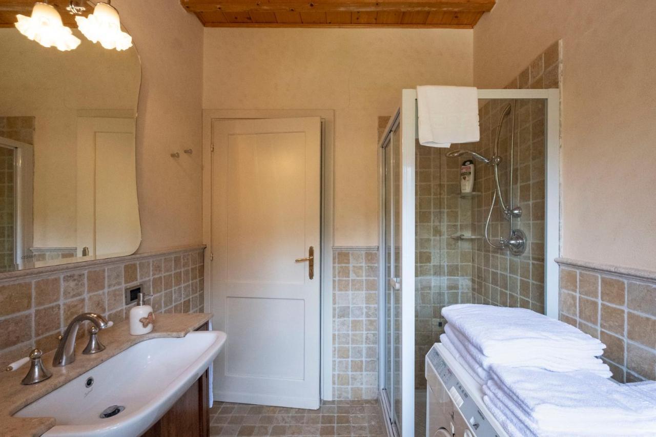 Contessa Pace - Luxury Flat Apartment Selvino Bagian luar foto