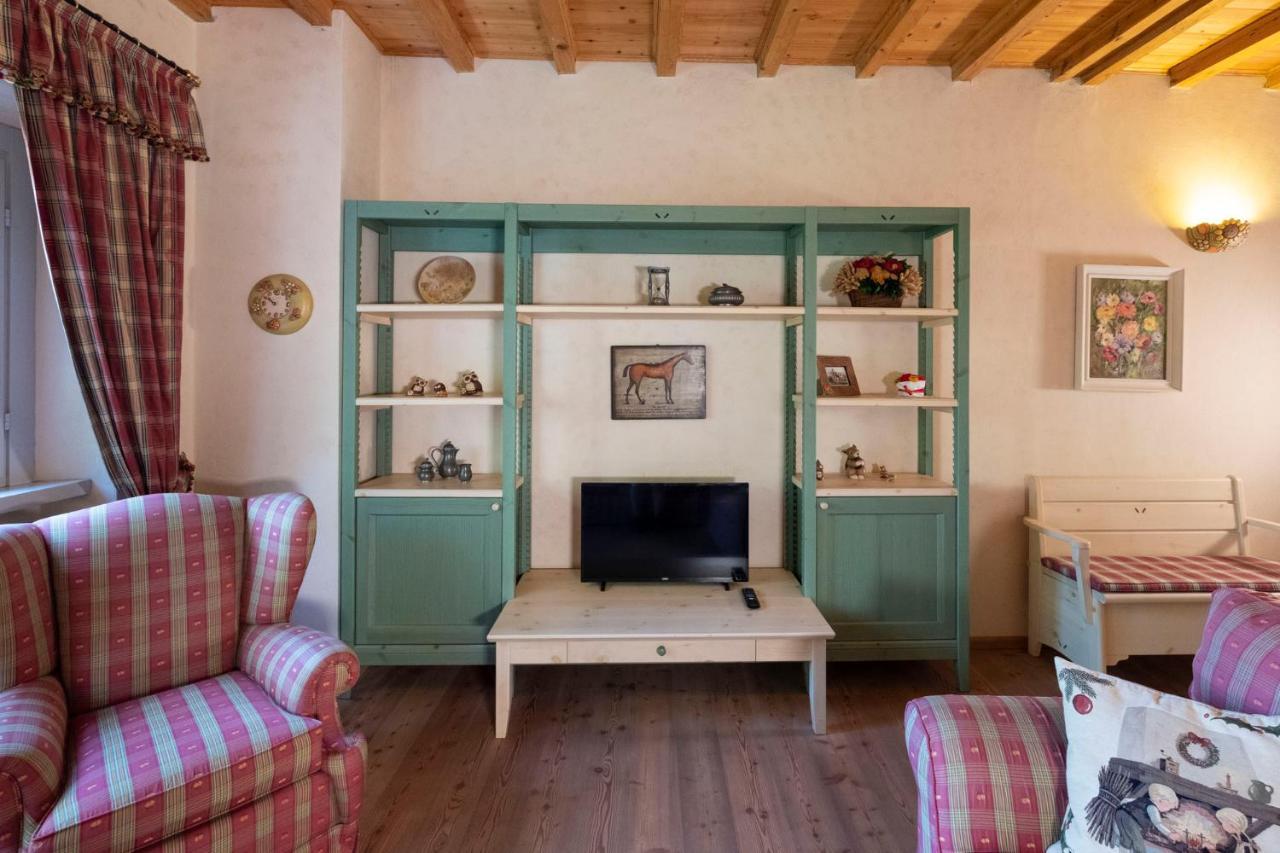 Contessa Pace - Luxury Flat Apartment Selvino Bagian luar foto