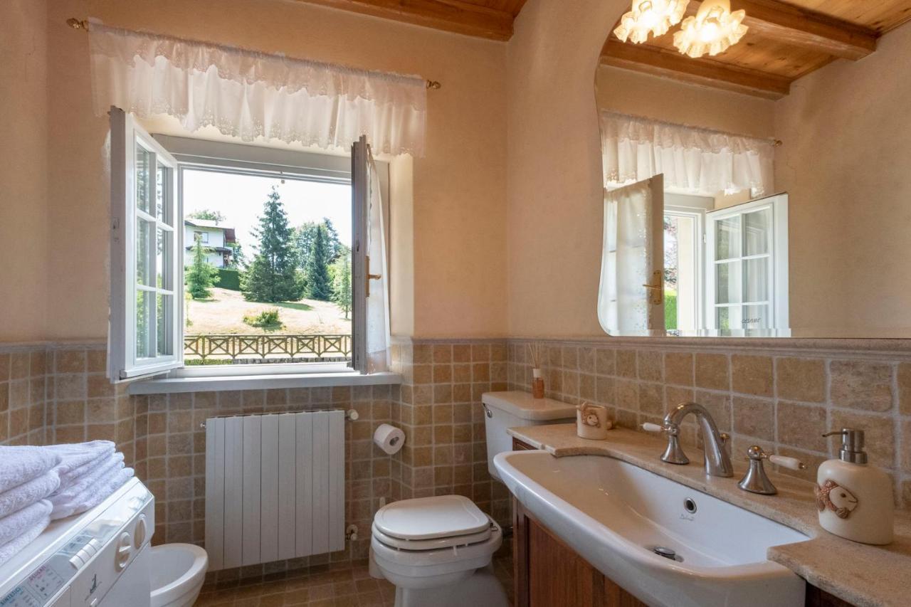 Contessa Pace - Luxury Flat Apartment Selvino Bagian luar foto