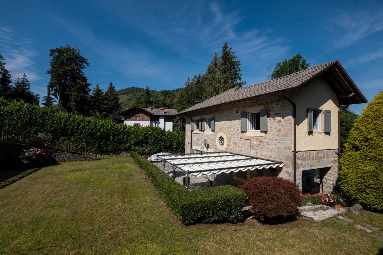 Contessa Pace - Luxury Flat Apartment Selvino Bagian luar foto